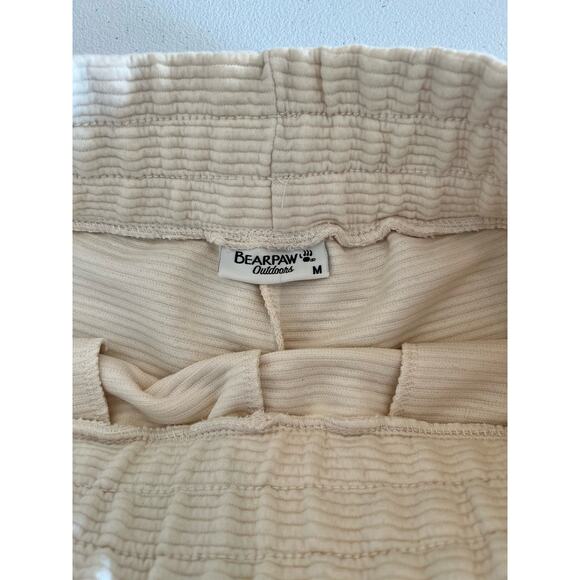 Bearpaw Outdoors Women's Ribbed Cream Pull On Comfy Size M Shorts - Picture 3 of 7